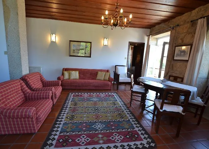 乡村民宿 卡萨达斯特瑞斯达珐池酒店 蓬德利马